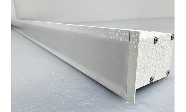 Recessed linear luminaire IP65